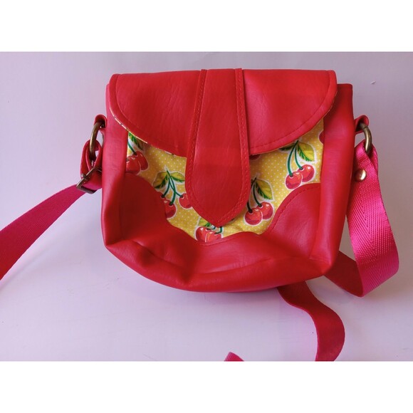 Handmade Cross Body Bag Red Faux Leather w/ Yellow & Cherry Retro Cotton - Picture 11 of 15